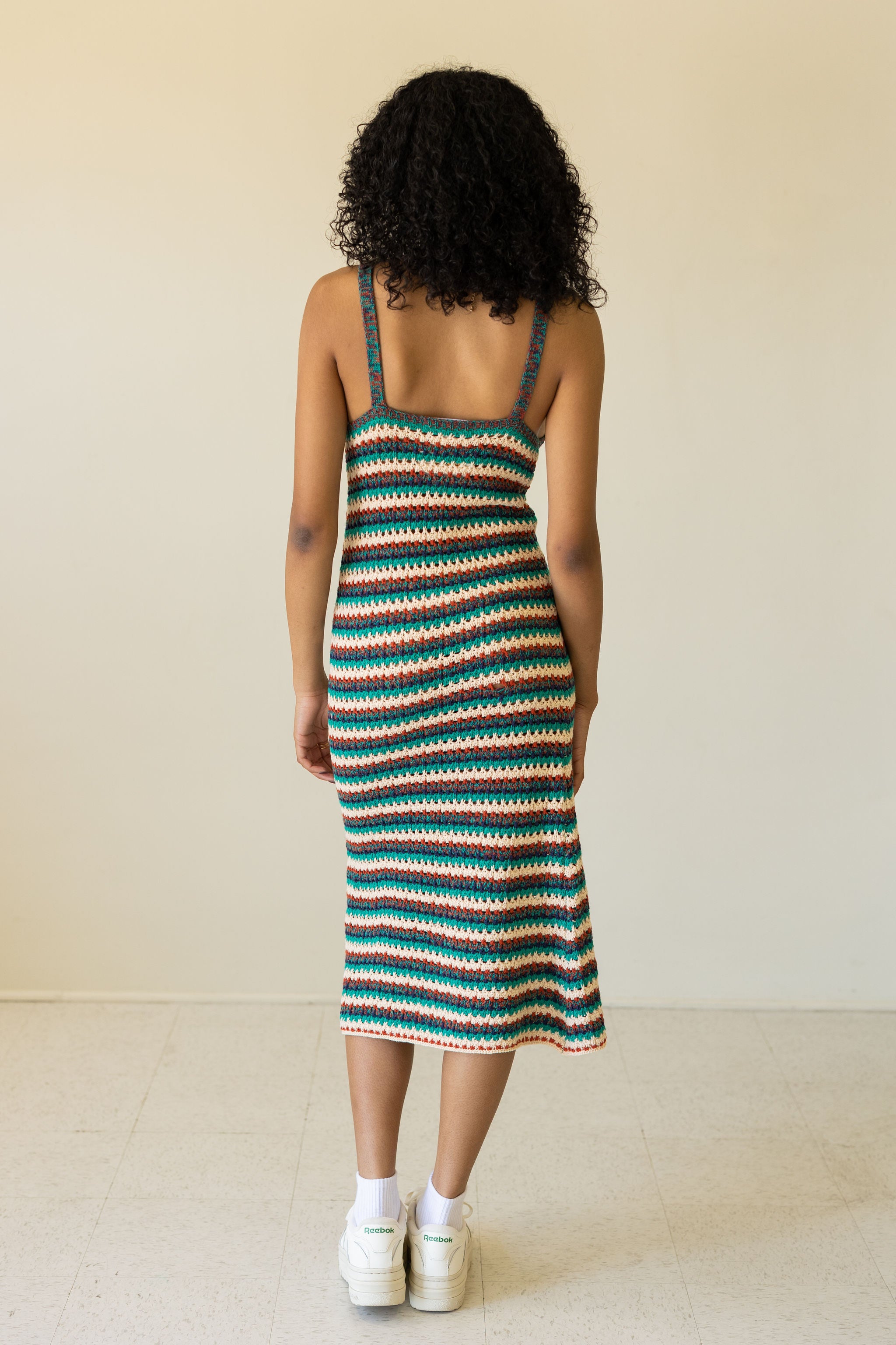 An Illusion Sleeveless Crochet Midi Dress