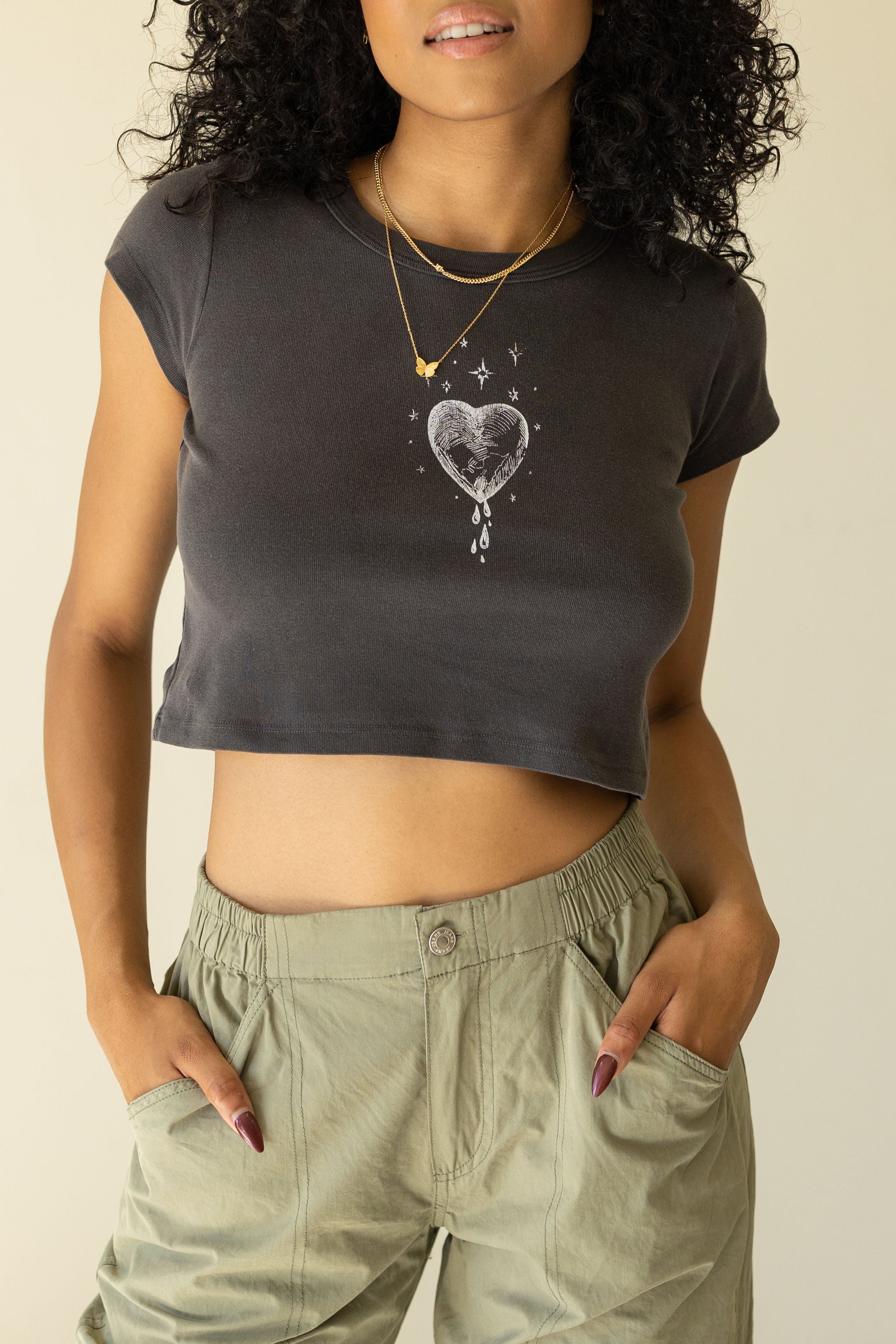 Bleeding Heart Graphic Baby Crop Tee