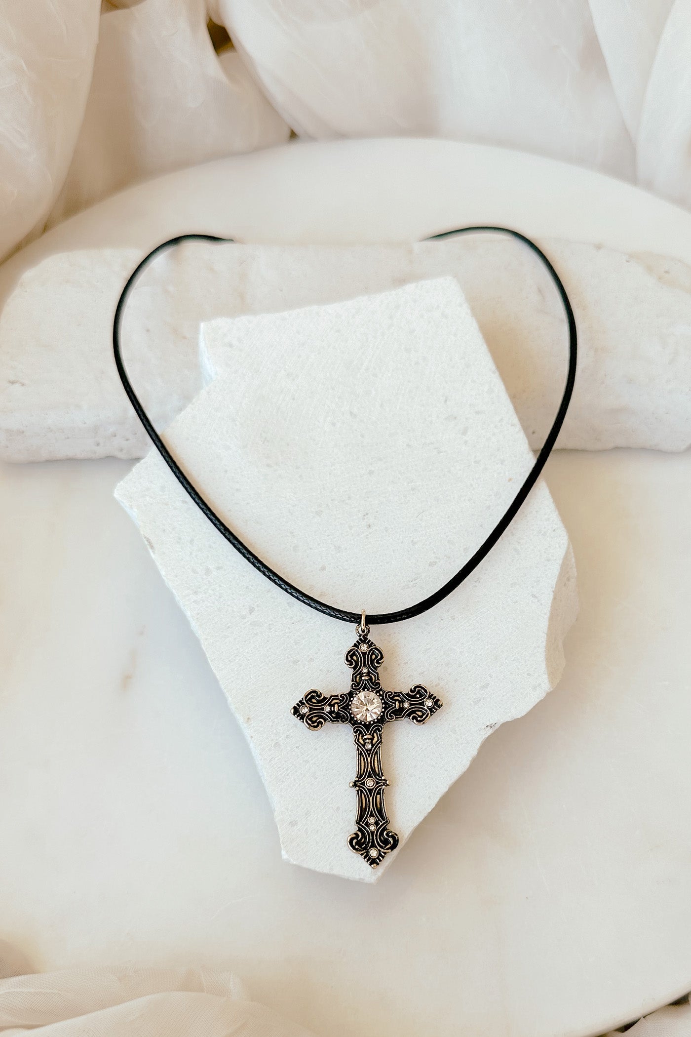 Oranate Cross Pendant Necklace