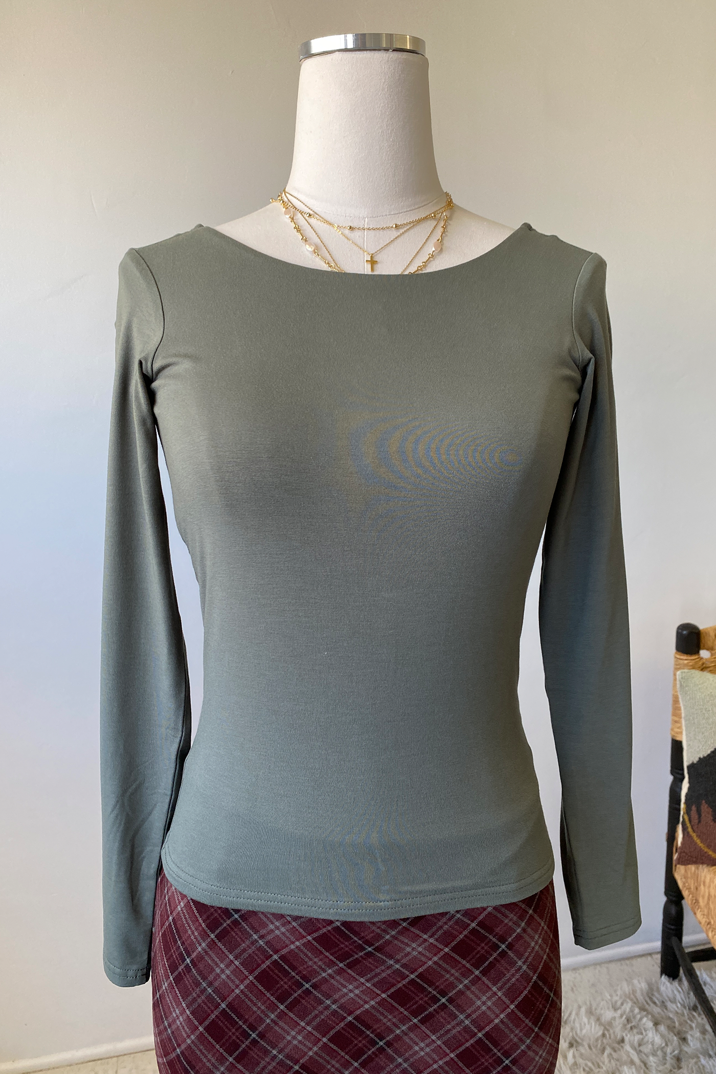 Basic Backless Long Sleeve Top
