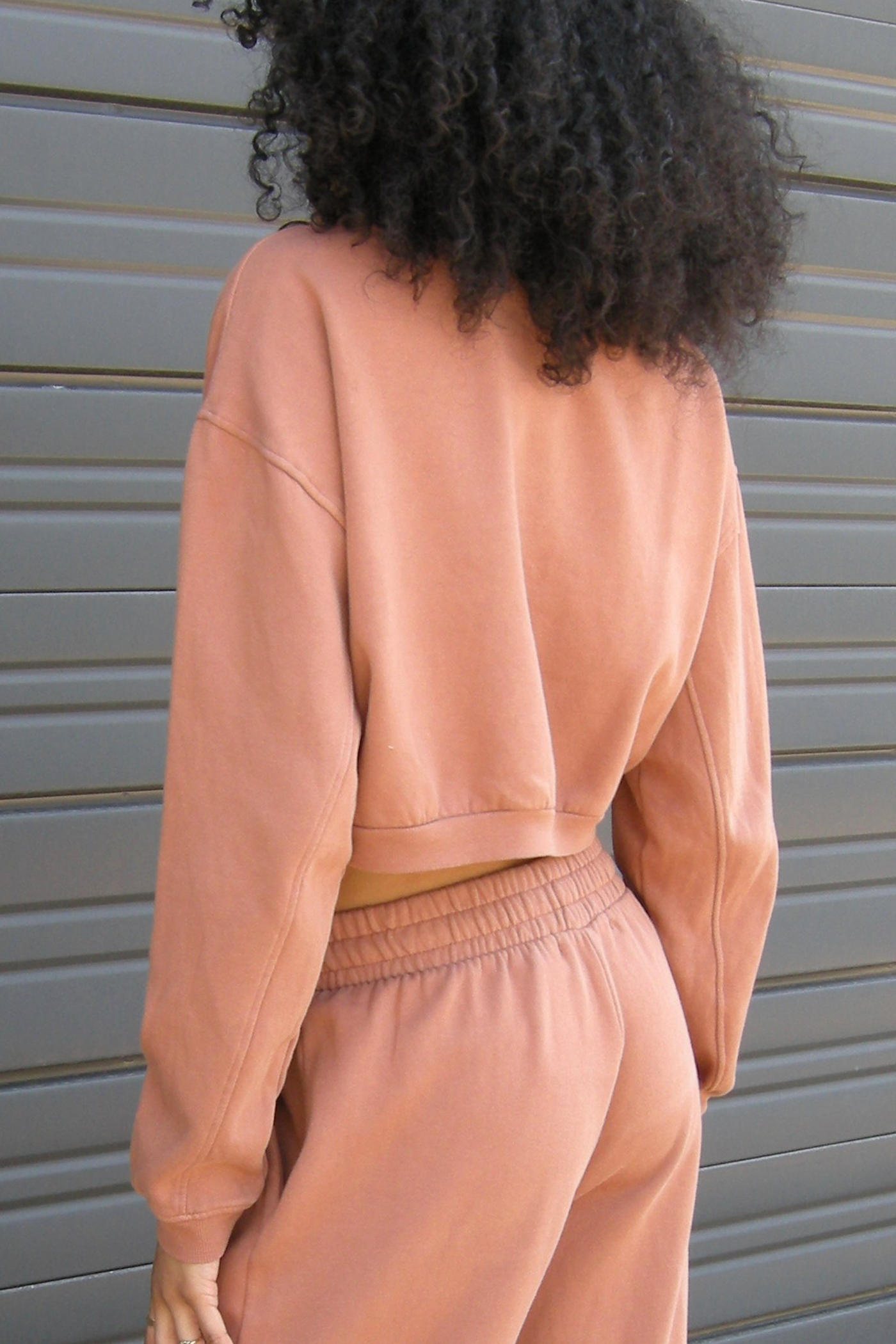 Basic Crop Sweatshirt