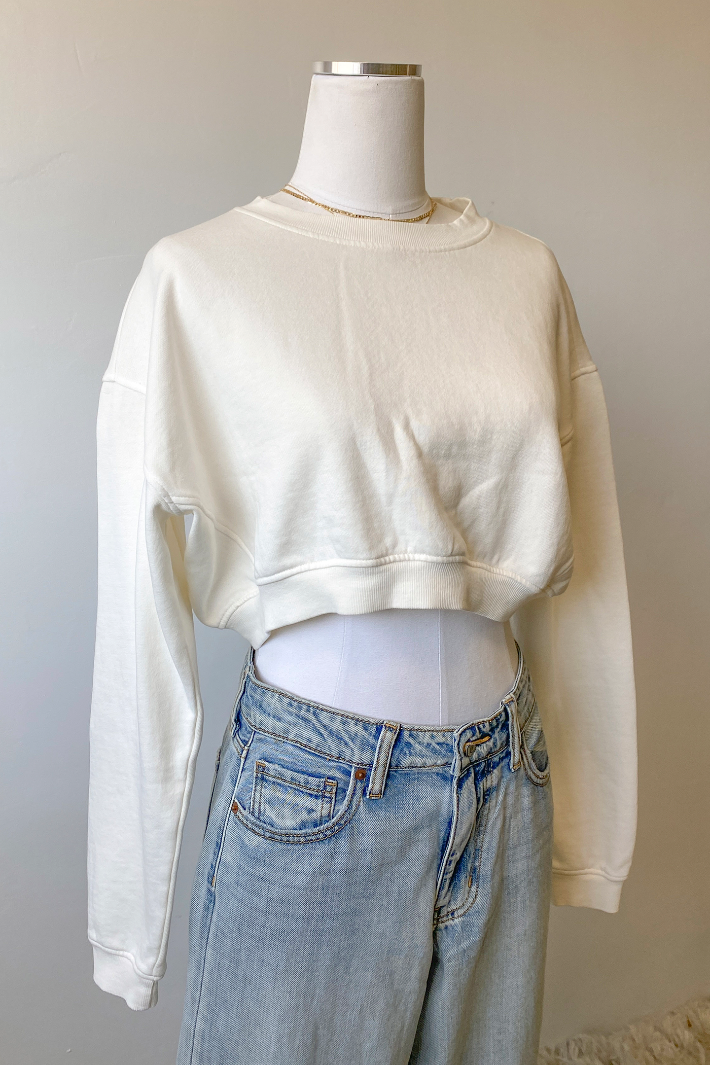 Basic Crop Sweatshirt