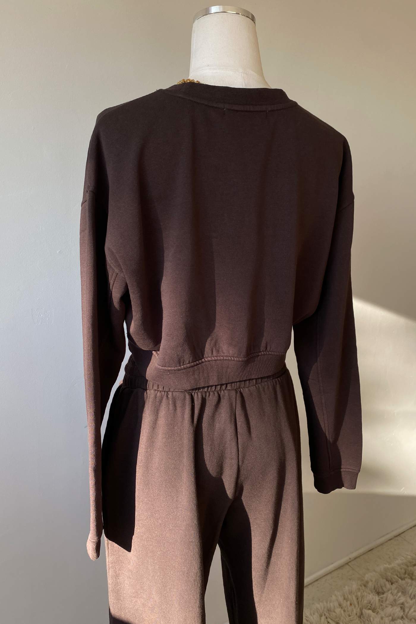 Basic Crop Sweatshirt