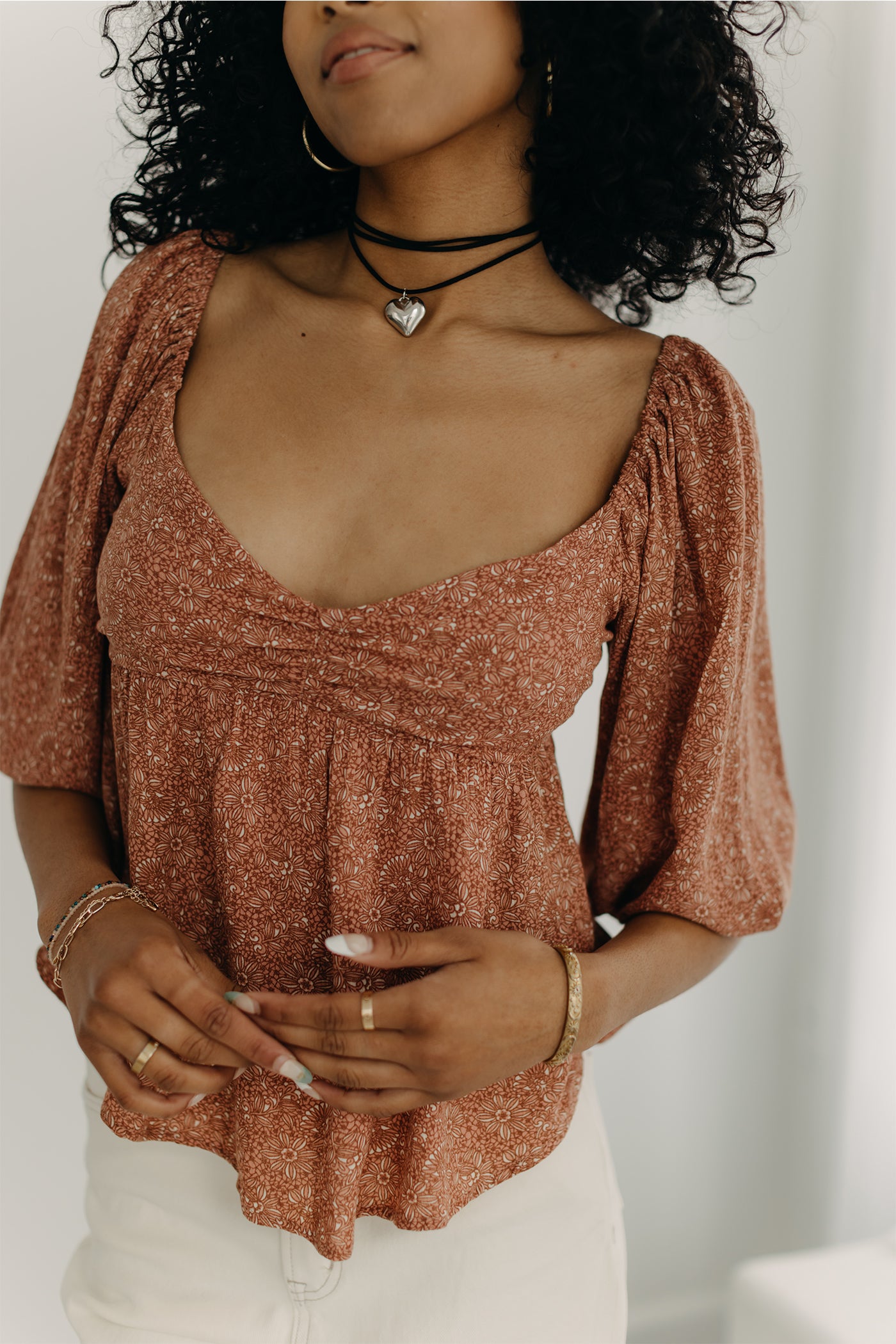 Uncharted Mid Sleeve Crop Top
