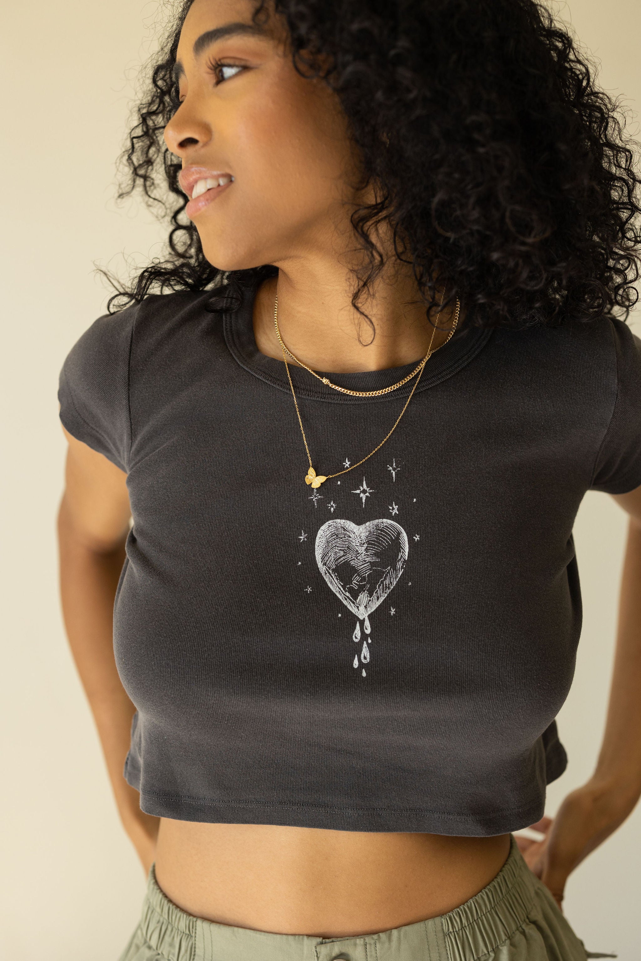 Bleeding Heart Graphic Baby Crop Tee