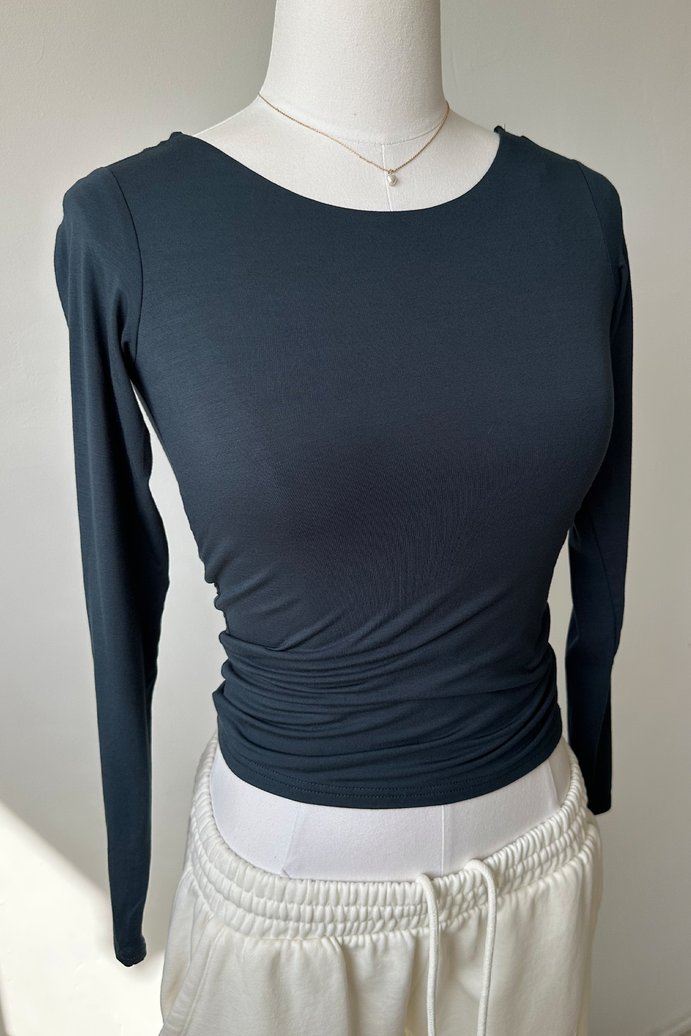Basic Backless Long Sleeve Top