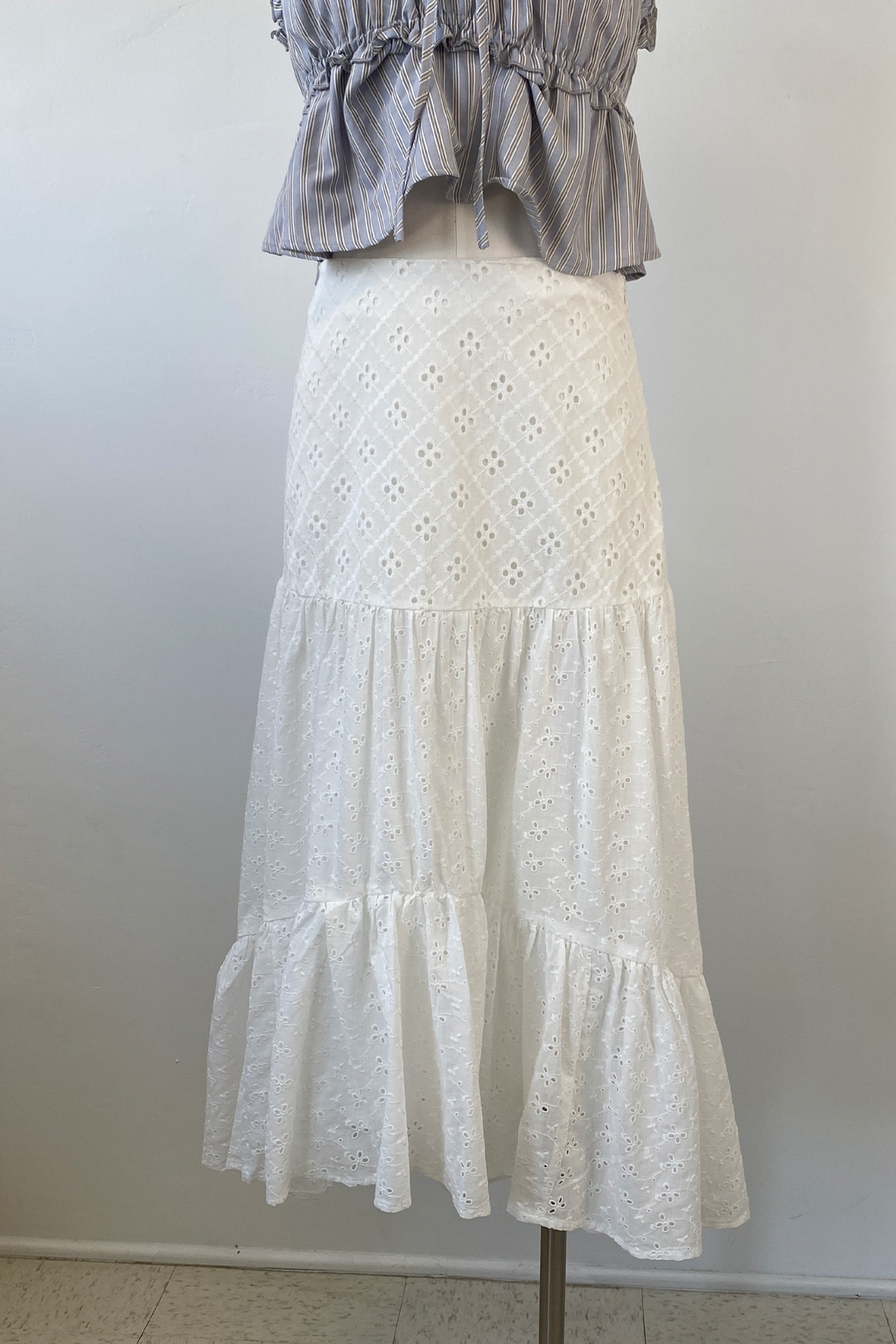 【IDANG CLUB】eyelet skirt Eyelet Skirt – udelny.com