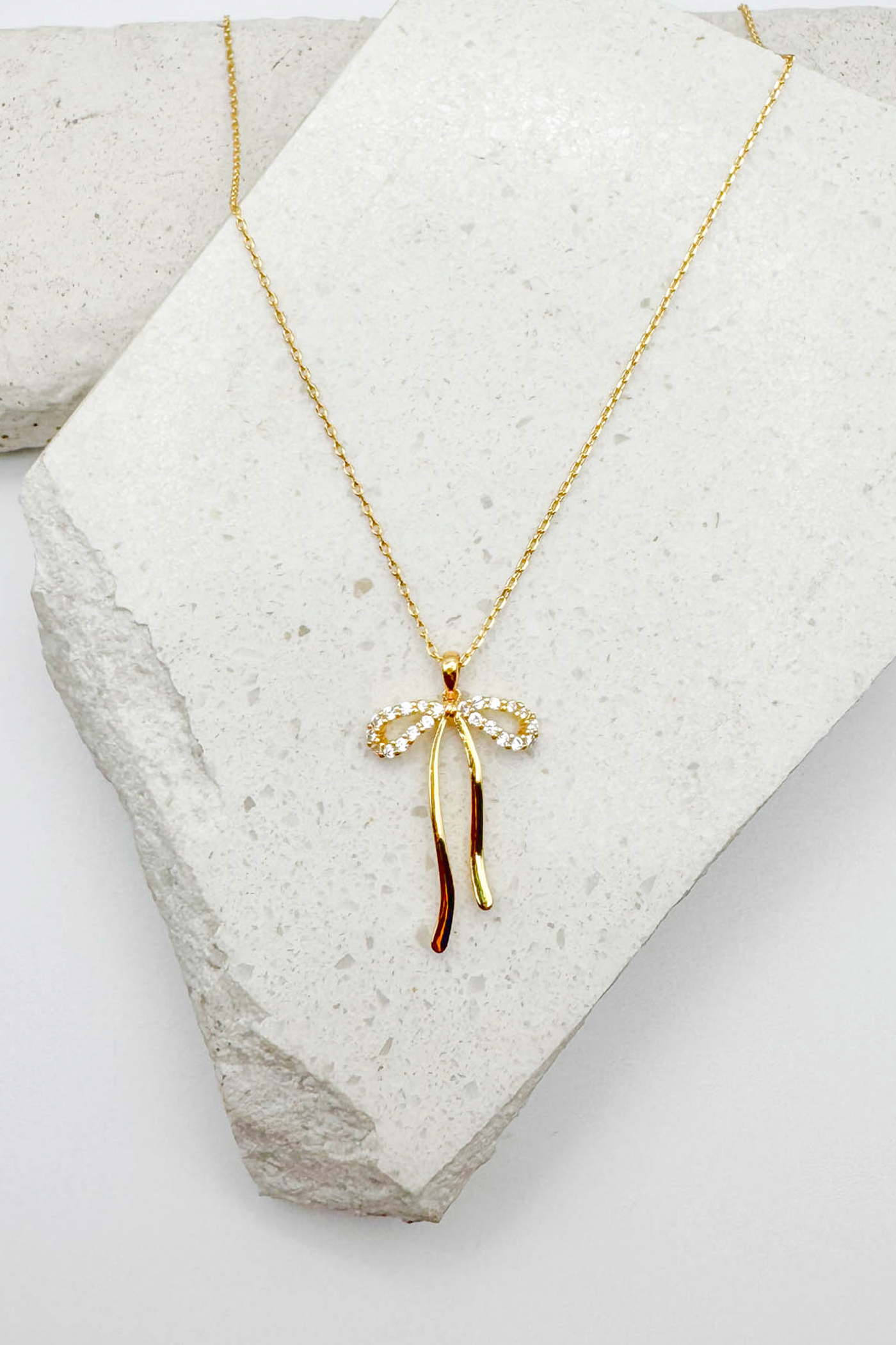 Dainty Bow Necklace