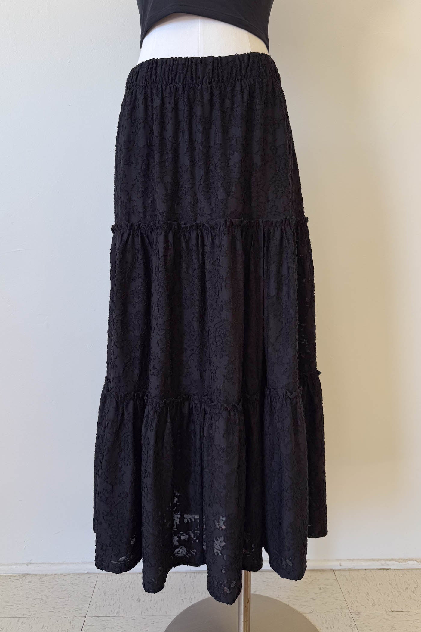 Textured Floral Tiered Maxi Skirt