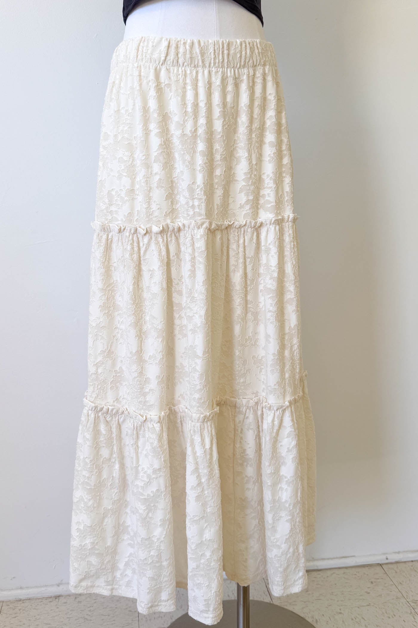 Textured Floral Tiered Maxi Skirt