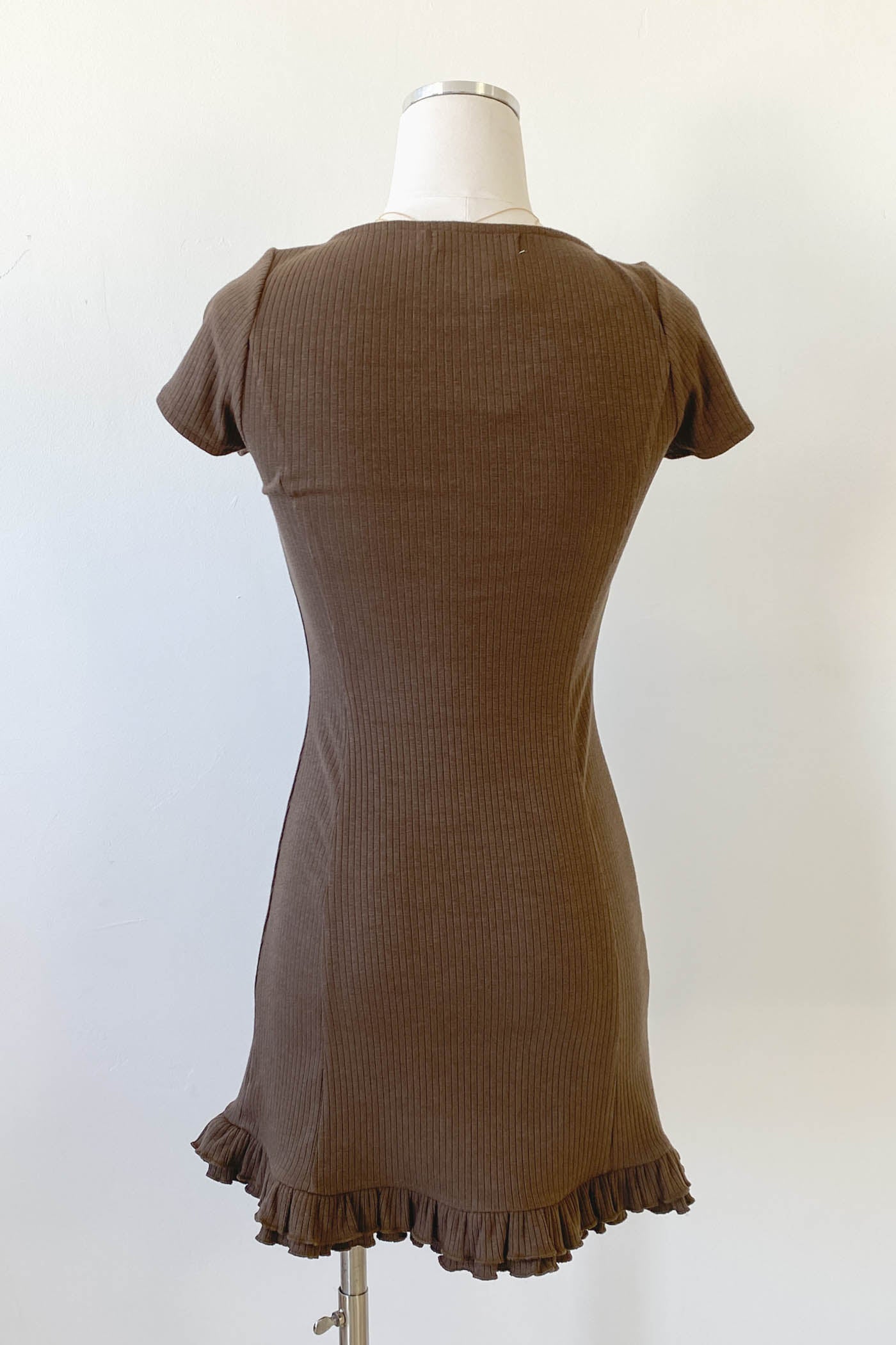 Short Sleeve Grommet Dress