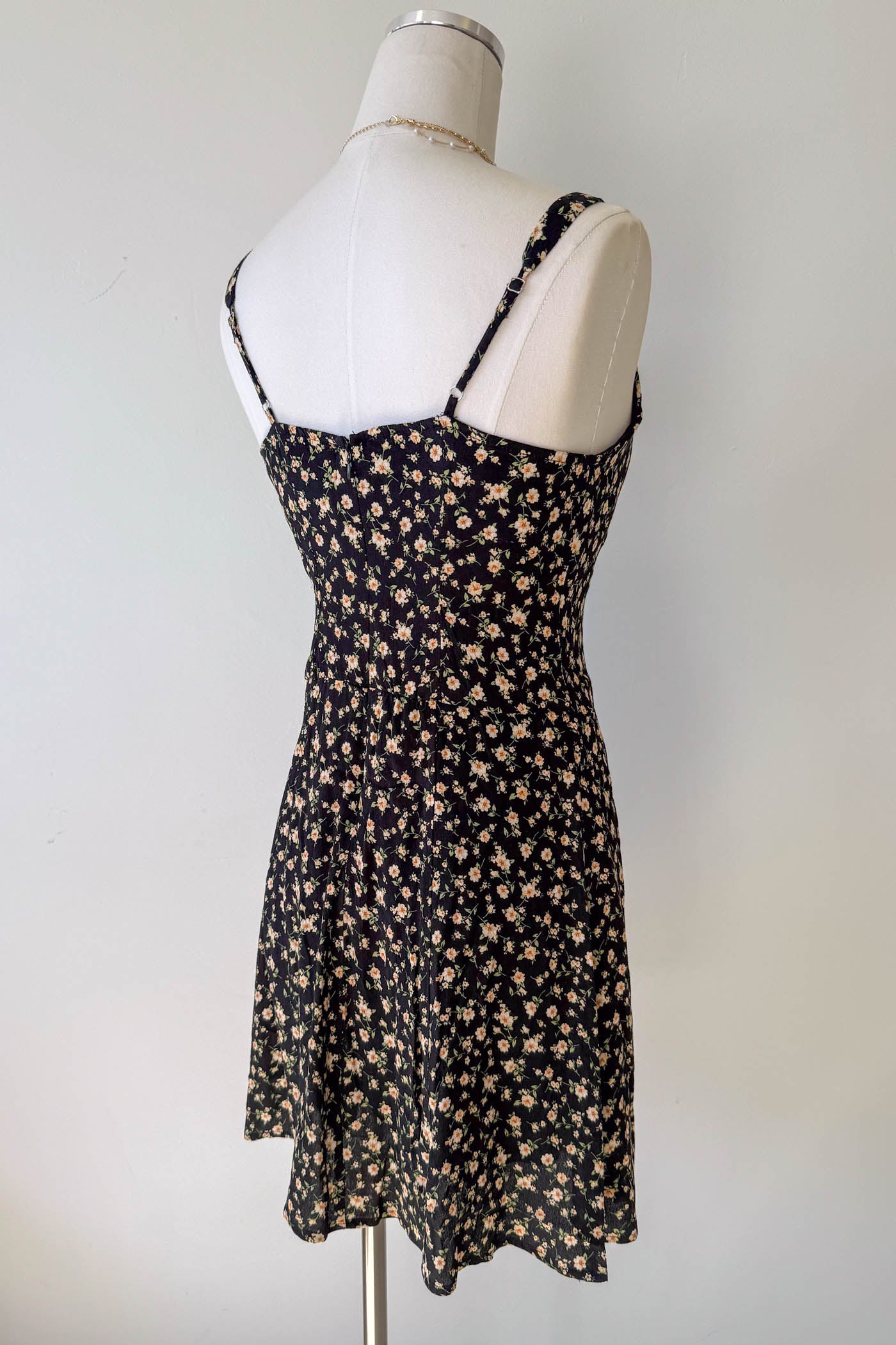 Black Sleeveless Floral Mini Dress