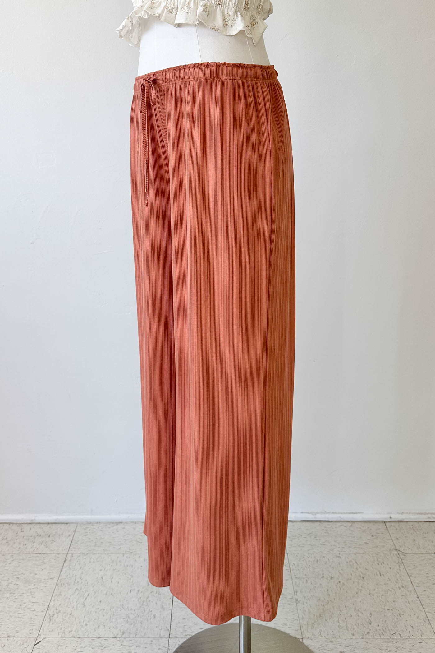 Wide Leg Ribbed Pants