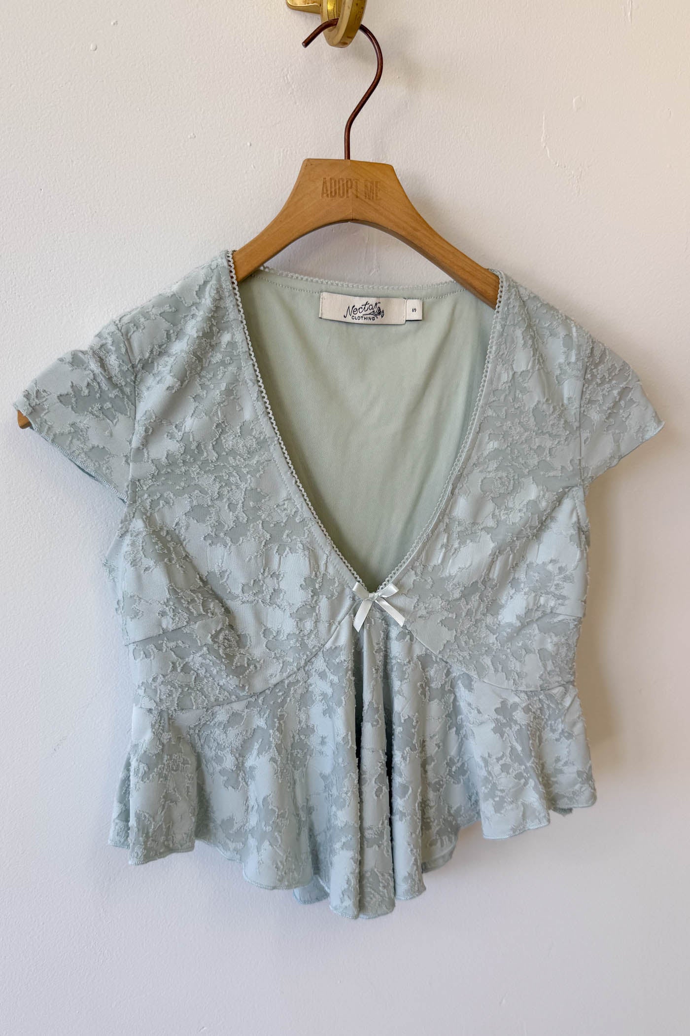 Textured Floral Cap Sleeve Top