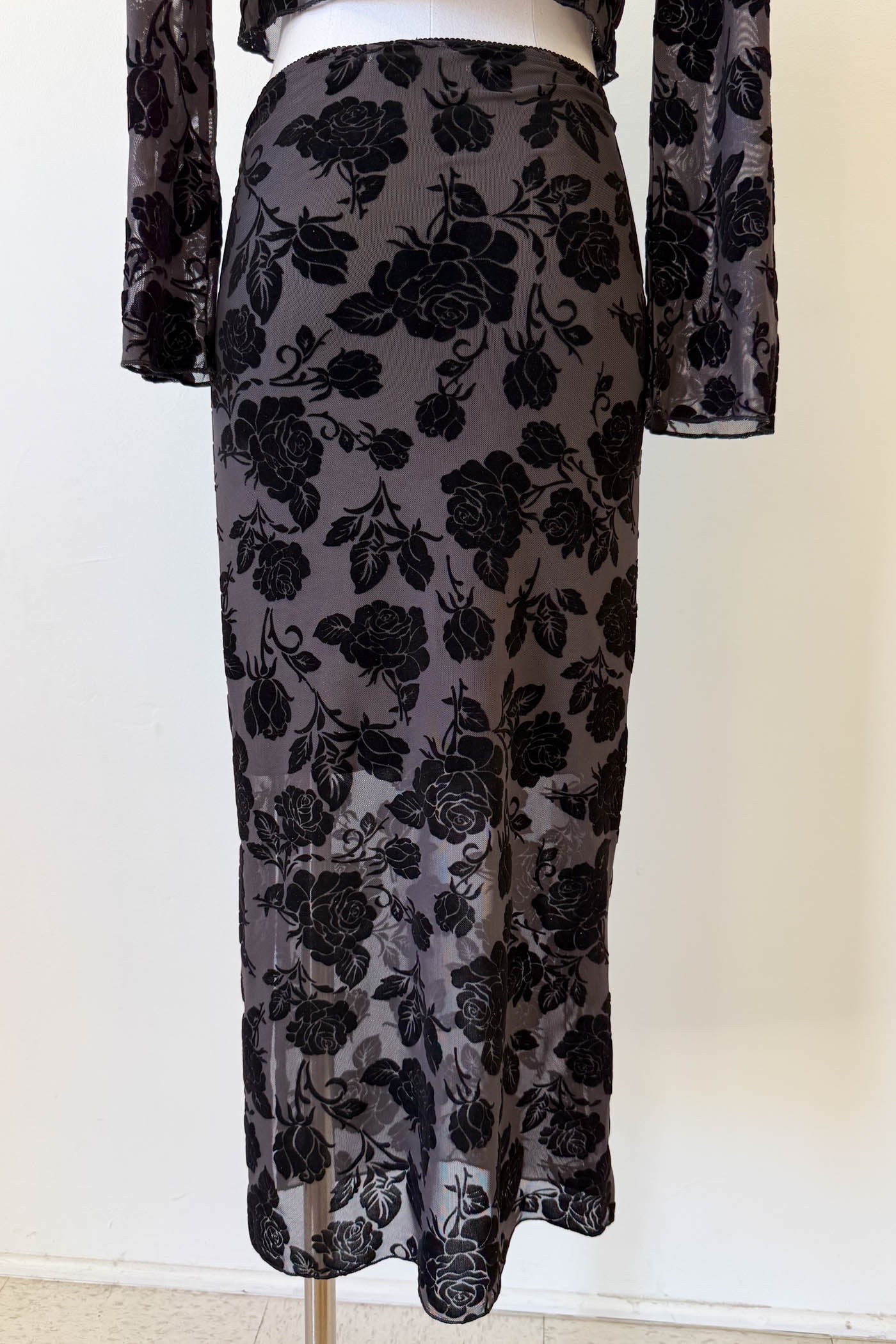 Floral Stretch Lace Midi Skirt