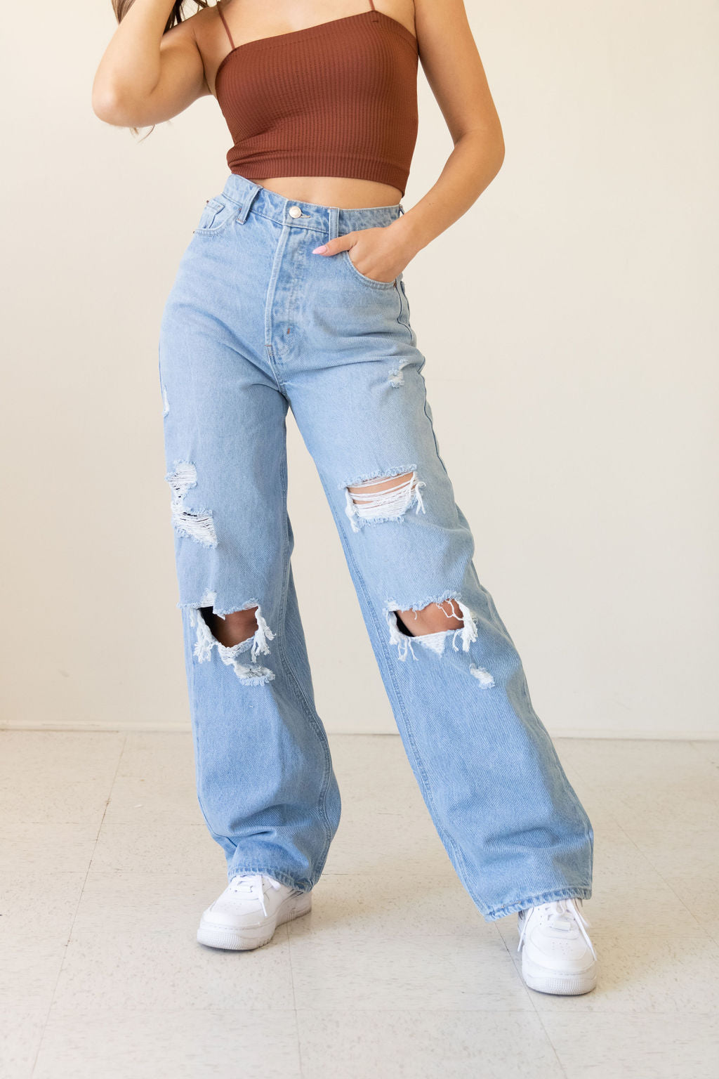 Destroyed 90s Jeans