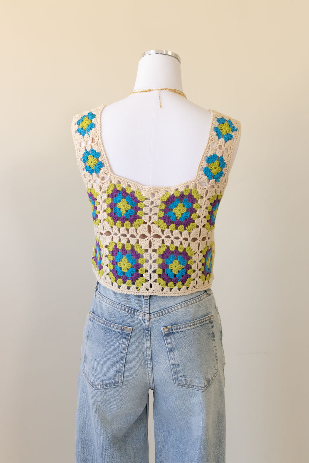 Don't Move Crochet Floral Top