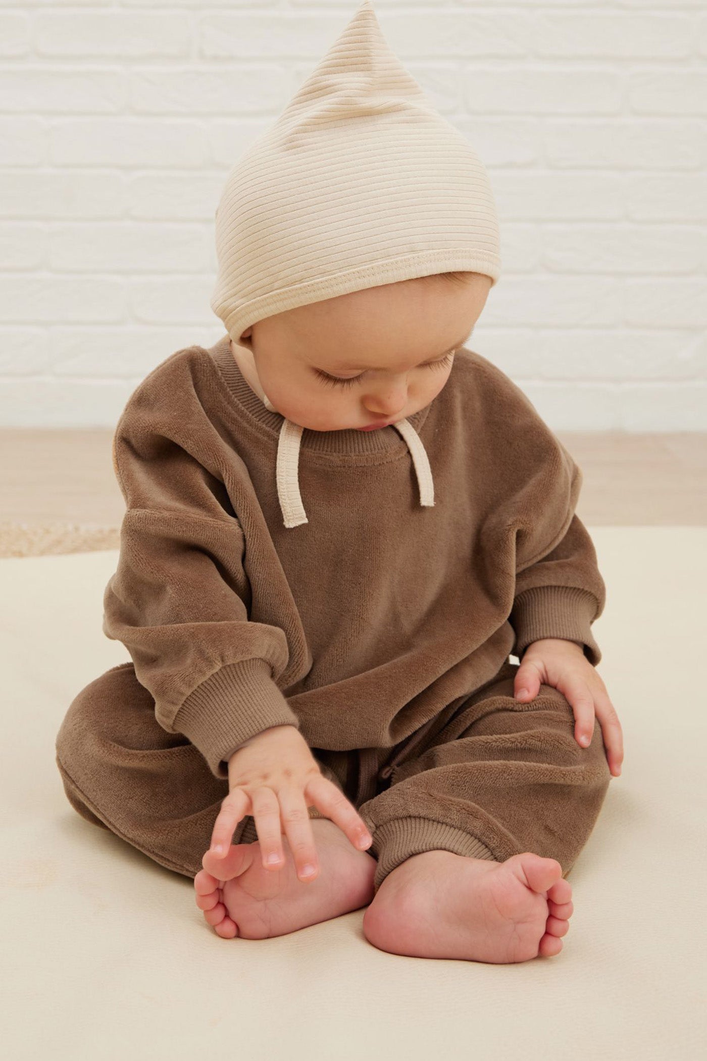 Velour Relaxed Sweashirt by Quincy Mae