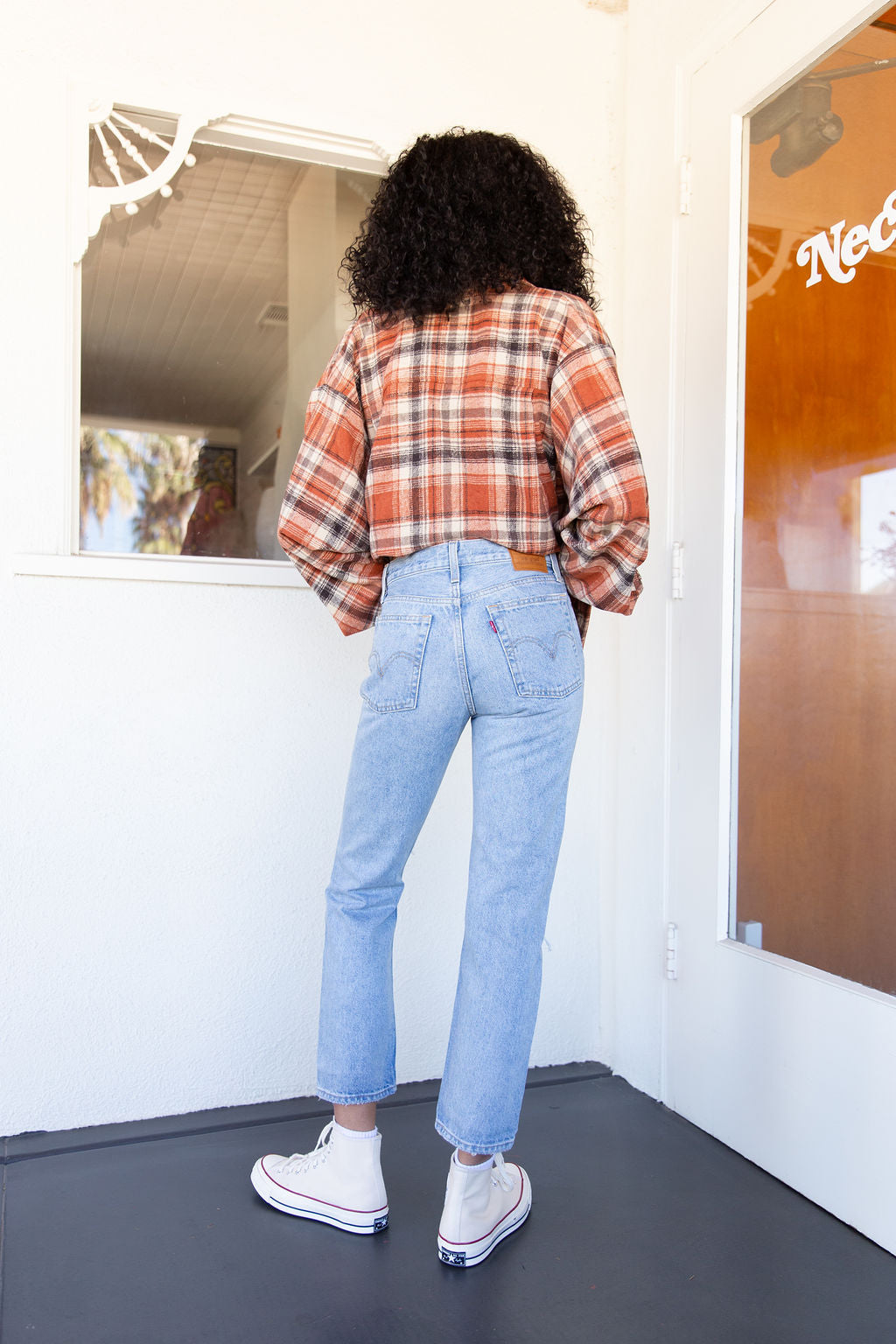 Wedgie hot sale mom jeans