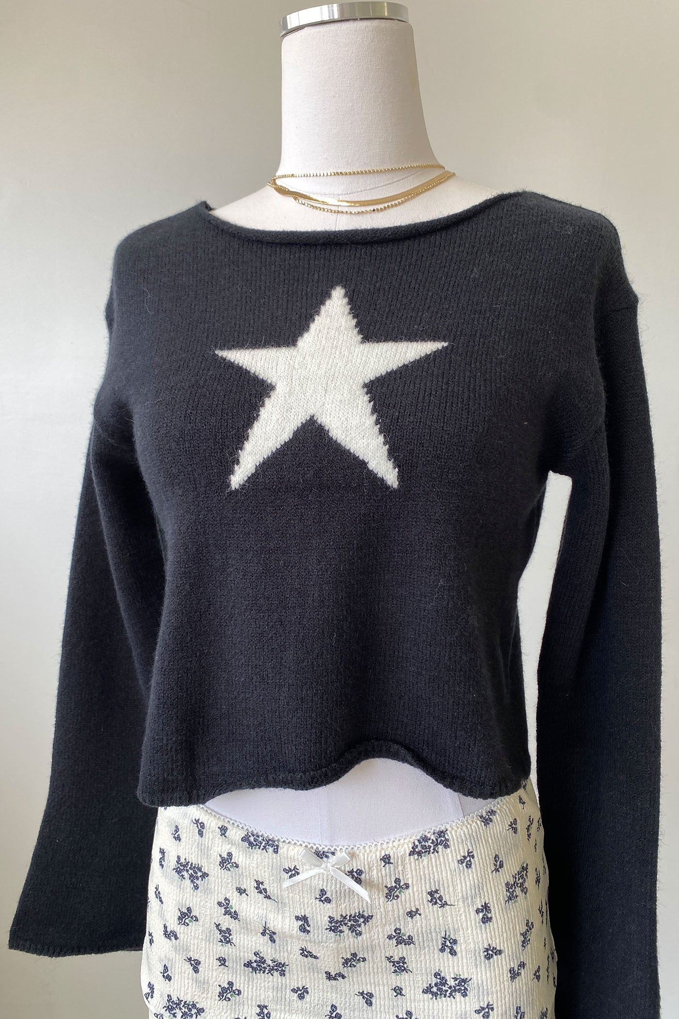 Star Knit Long Sleeve Top