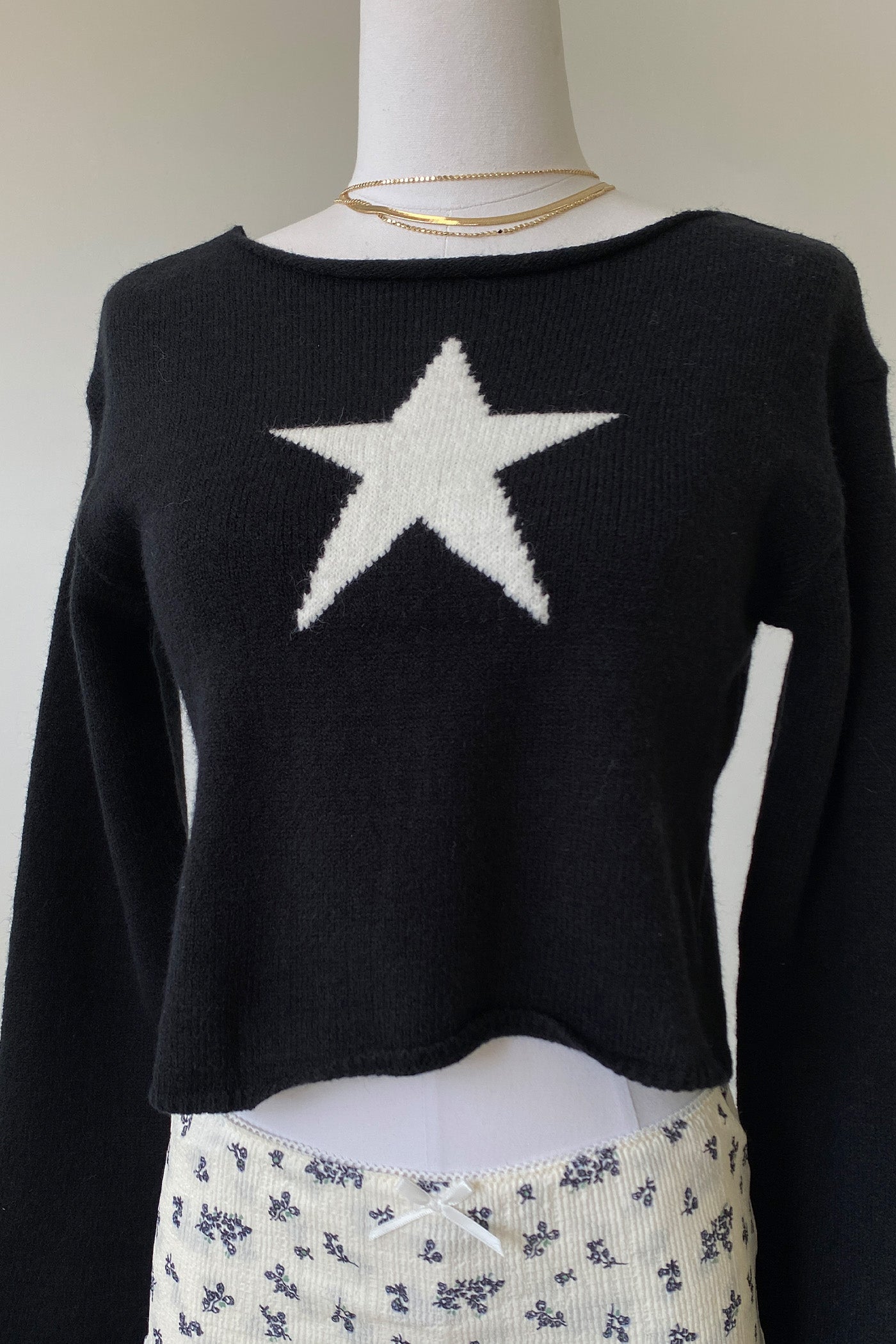 Star Knit Long Sleeve Top