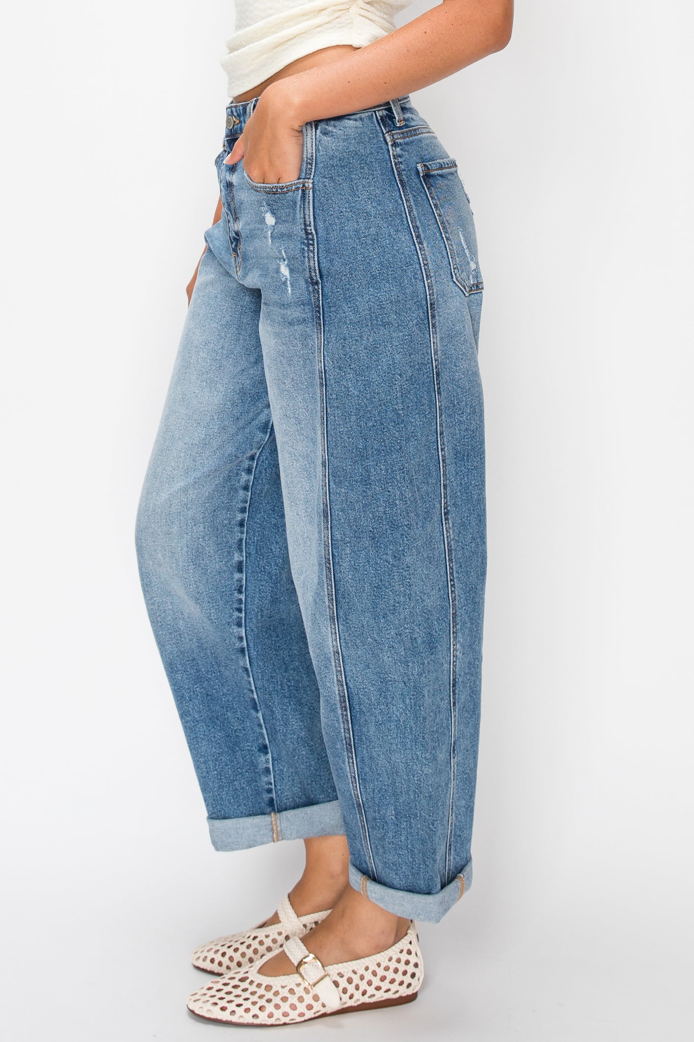 Mid-Rise Barrel Leg Cuffed Jeans