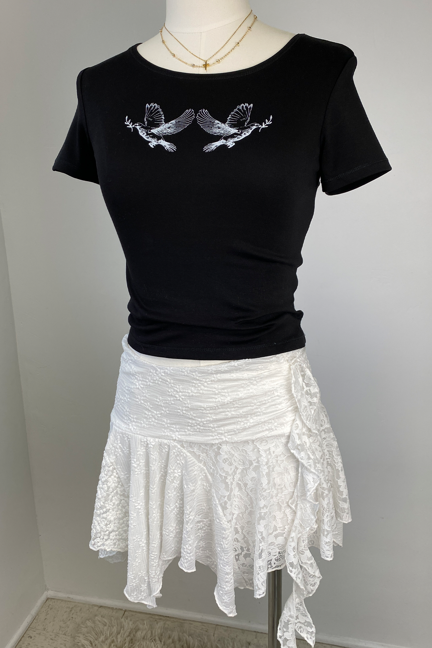 Dove Graphic Babydoll Tee