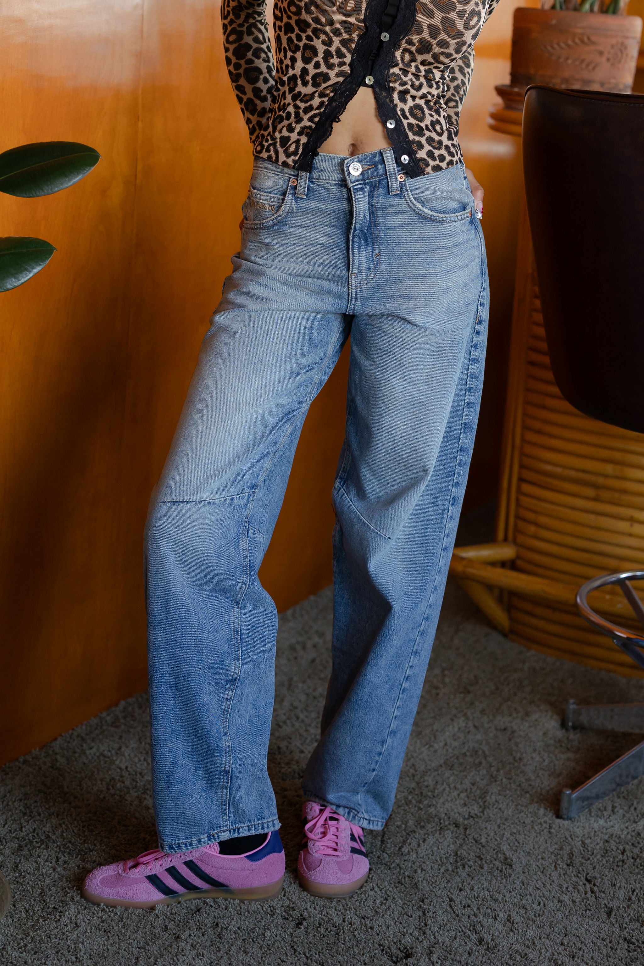 Logan Boyfriend Cinch Back Jeans by BDG