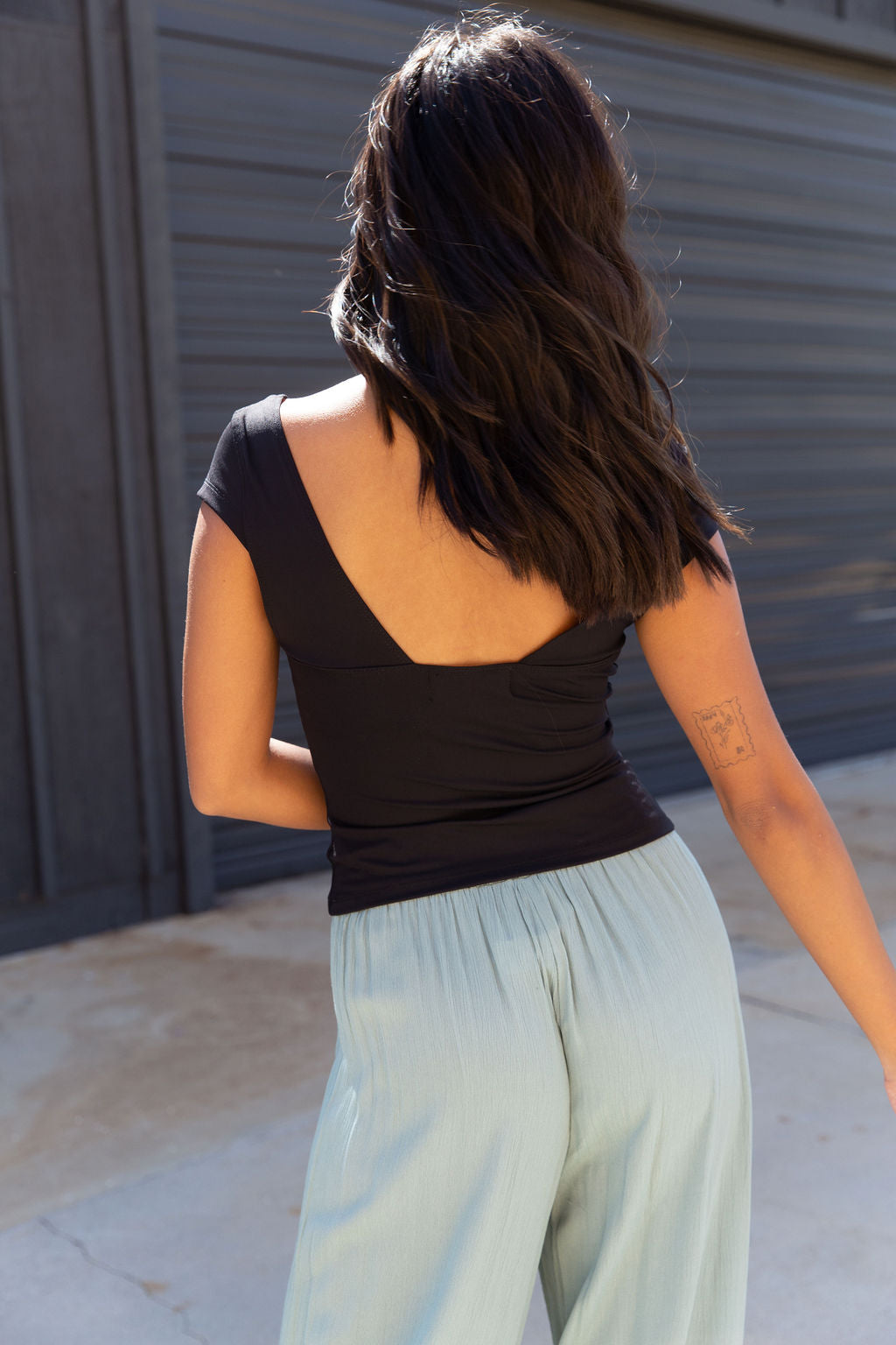 Open Back Cap Sleeve Top