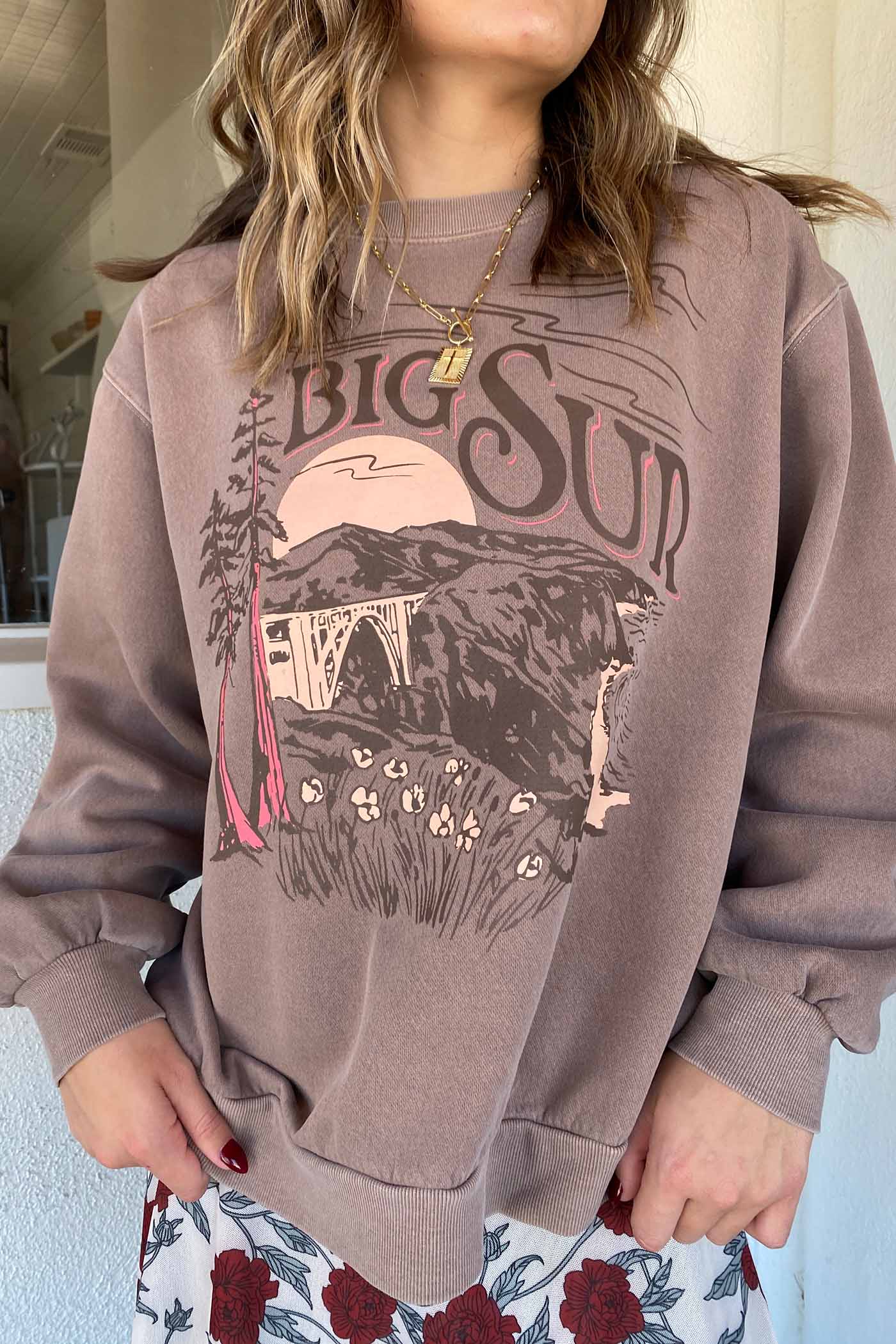 Oversized Crew Graphic Sweatshirt