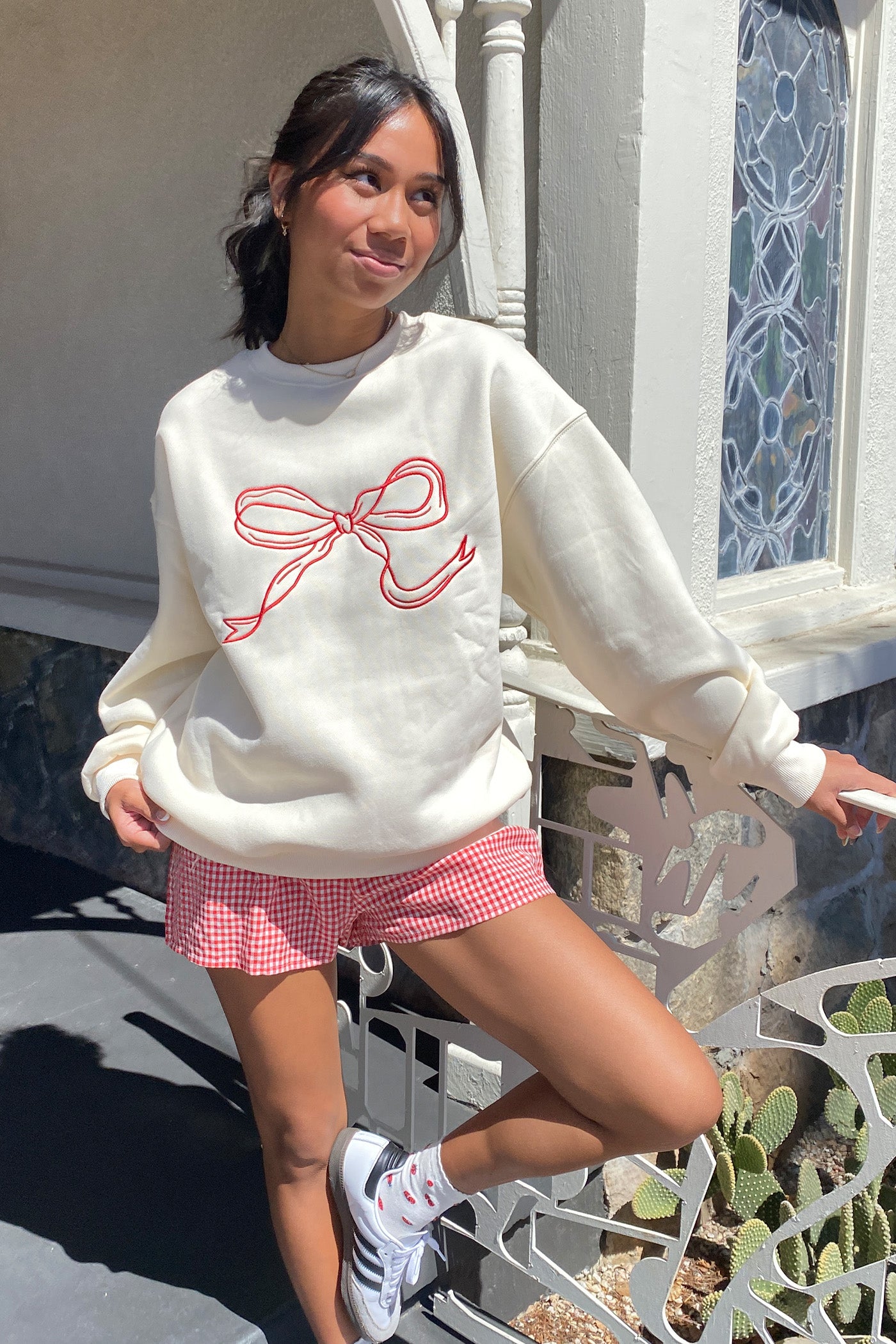 Bow Embroidered Sweatshirt