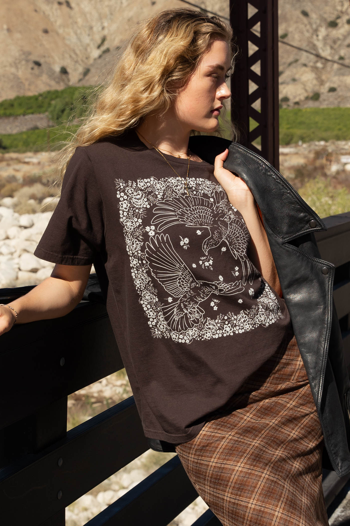 Doves Bandana BF Graphic Tee