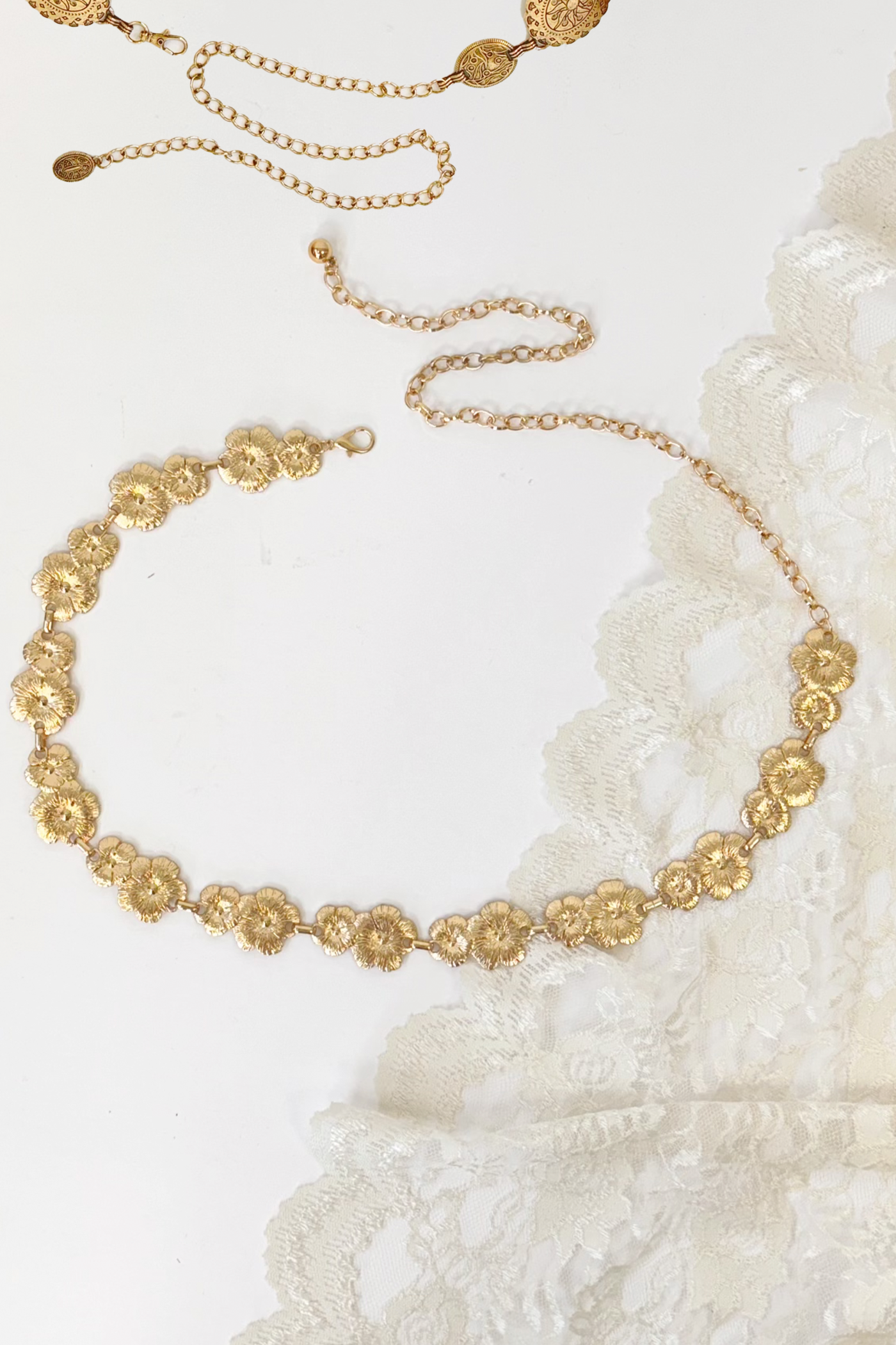 Metallic Floral Chain Belt